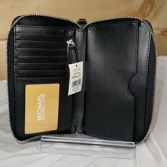 NWT Michael Kors Black and Gray Jet Set Large Monogram Wristlet Wallet - Picture 7 of 10